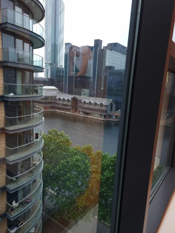 Waterside Apartment Canary Wharf Londra Dış mekan fotoğraf