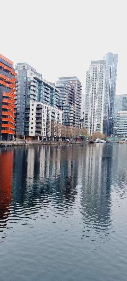 Waterside Apartment Canary Wharf Londra Dış mekan fotoğraf